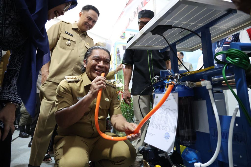 Pj Gubernur Banten Al Muktabar Dorong Masyarakat Kembangkan Inovasi Teknologi Sektor&nbsp;Pangan