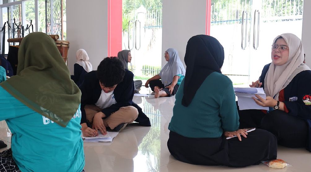 Mahasiswa Universitas Al – Azhar Indonesia berikan Mikro Healing dan Counseling kepada WBP LPP Tangerang